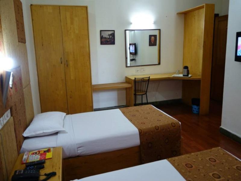 Dejavu Hotell Coimbatore Eksteriør bilde