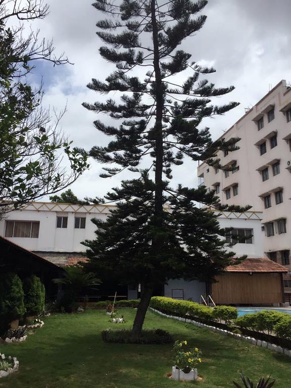 Dejavu Hotell Coimbatore Eksteriør bilde